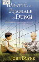 Băiatul cu pijamale în dungi